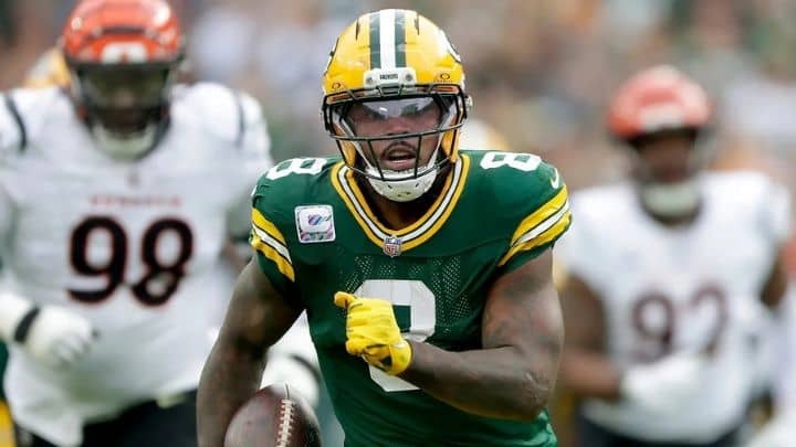 Green Bay Packers running back Josh Jacobs during an NFL game - BDUS News 24
