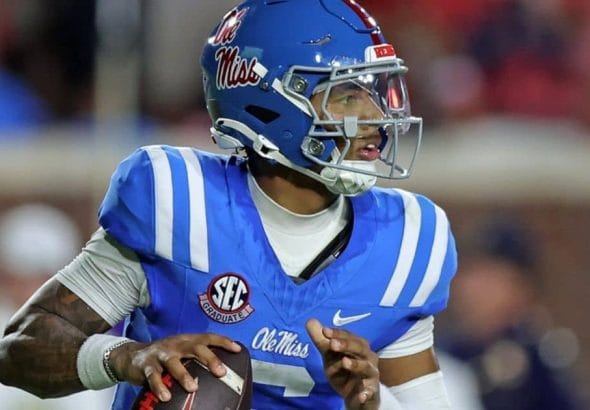 Trinidad Chambliss Ole Miss Quarterback