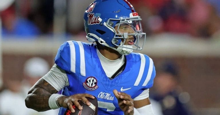 Trinidad Chambliss Ole Miss Quarterback